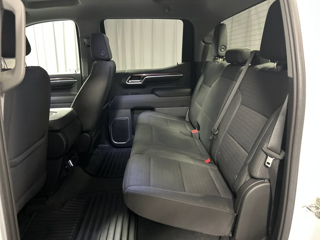 Used 2022 Chevrolet Silverado 1500 LT AWD/4WD image 23