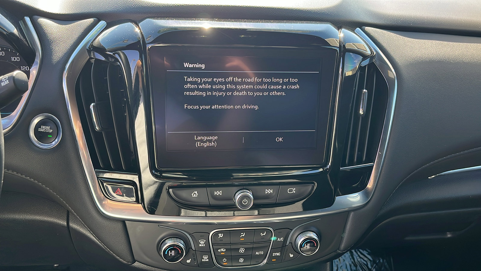 Used 2023 Chevrolet Traverse LT image 20