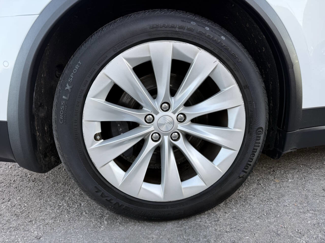 Used 2021 Tesla Model X Long Range image 34