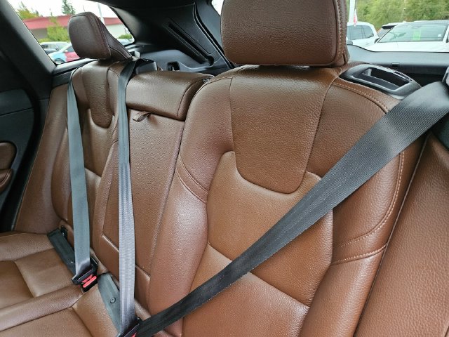 Used 2023 Volvo XC60 B5 Plus w/ Climate Package AWD/4WD image 14