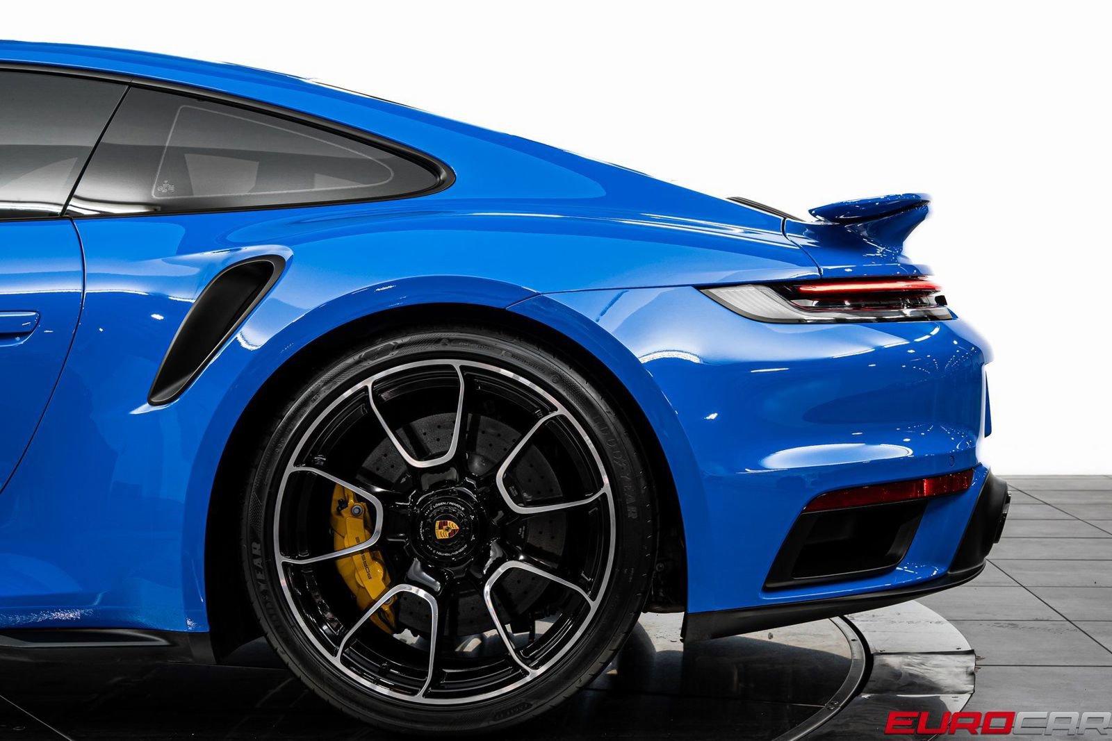 Used 2023 Porsche 911 Turbo S image 15