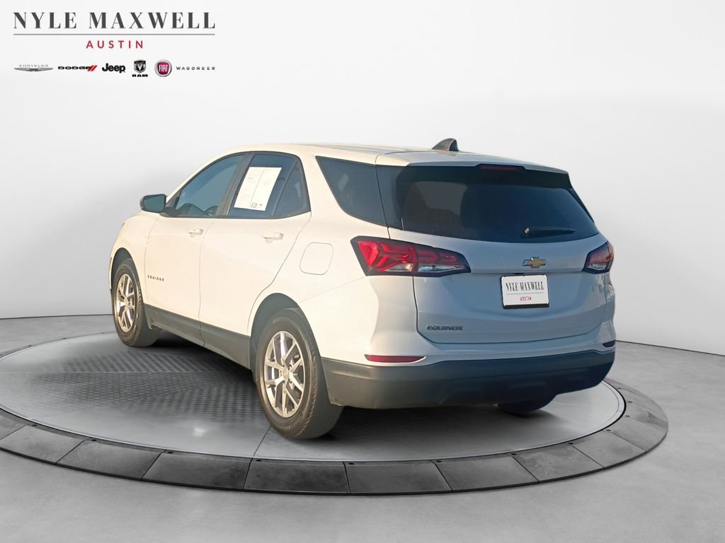 Used 2023 Chevrolet Equinox LS w/ LS Convenience Package image 14