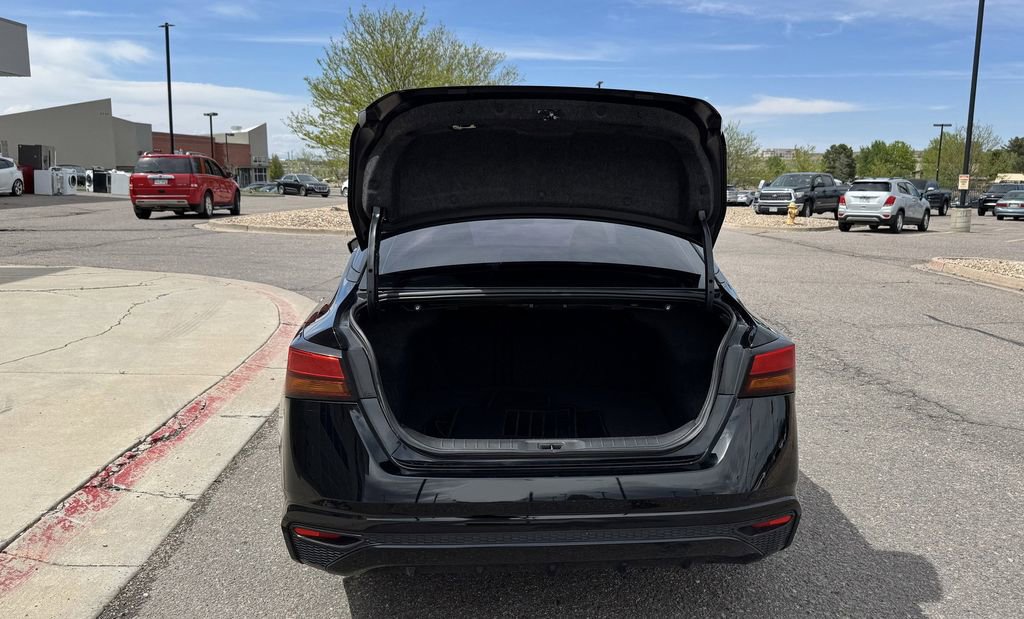 Used 2020 Nissan Altima 2.5 S FWD image 8