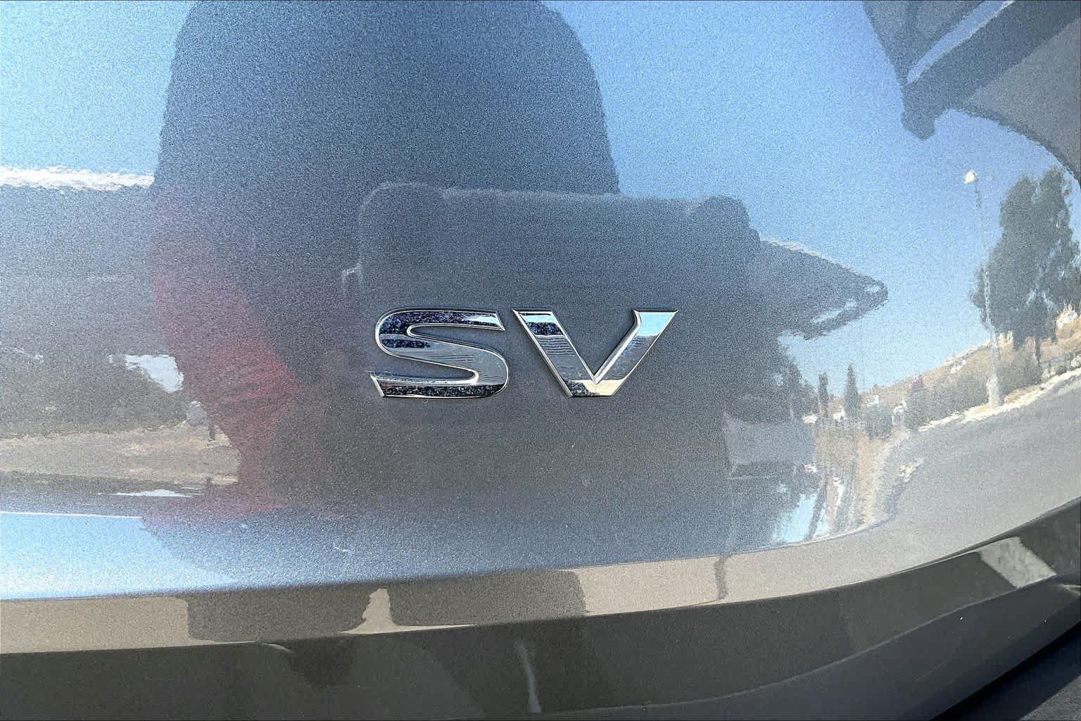 Used 2023 Nissan Rogue SV FWD image 10