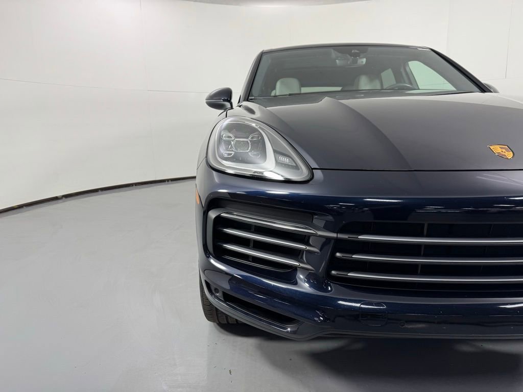 Used 2022 Porsche Cayenne AWD/4WD image 4