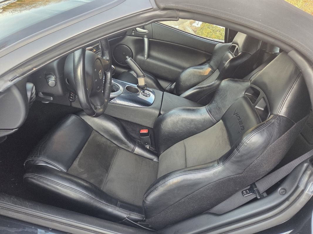 Used 2006 Dodge Viper SRT-10 RWD image 42
