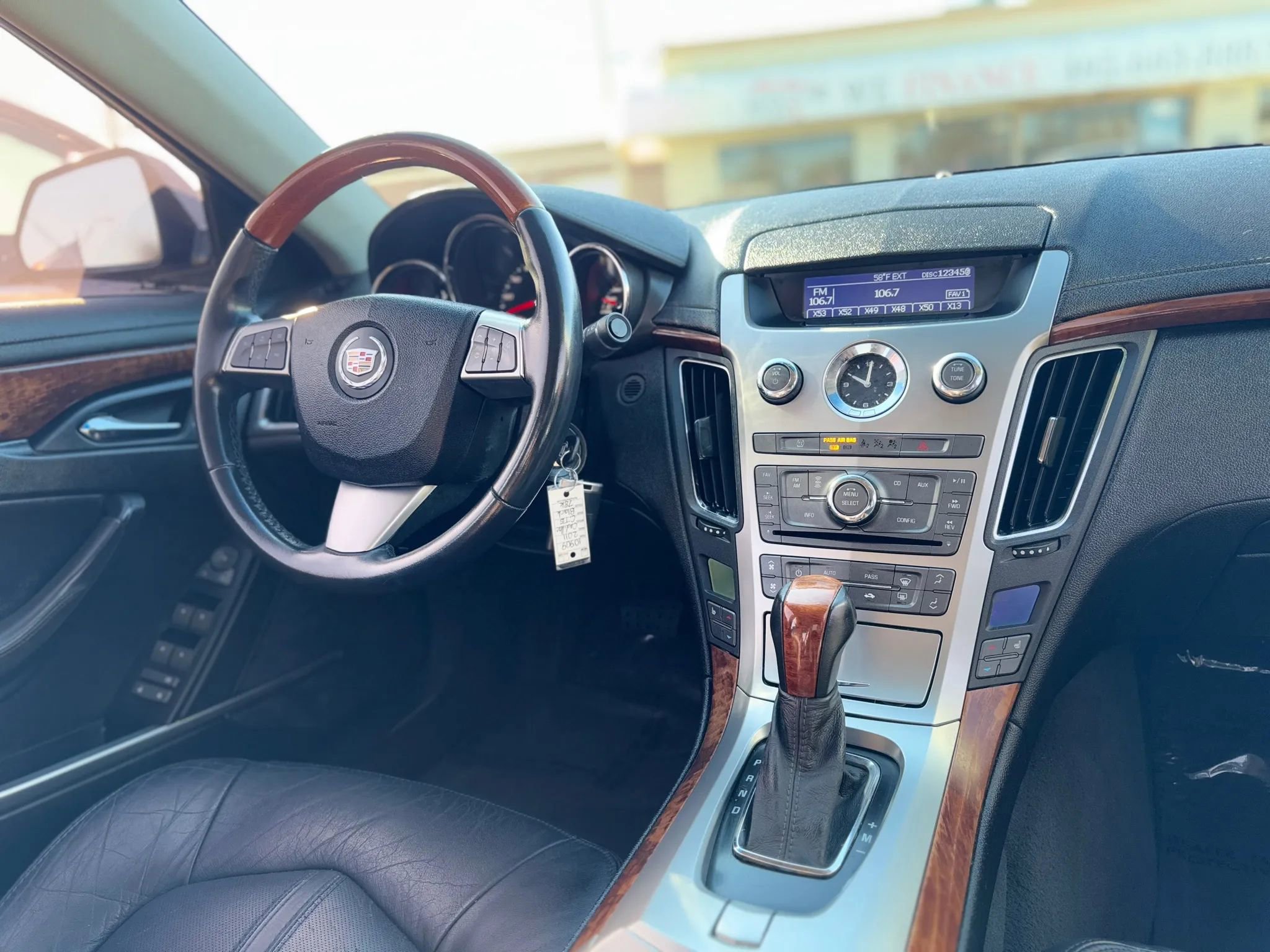 Used 2011 Cadillac CTS Luxury RWD image 26