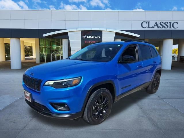 Used 2023 Jeep Cherokee Altitude Lux image 4