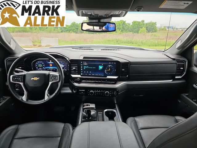 Used 2025 Chevrolet Silverado 1500 LTZ AWD/4WD image 19