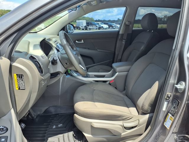 Used 2016 Kia Sportage LX w/ LX Popular Package FWD image 3