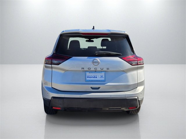 Used 2024 Nissan Rogue S image 5