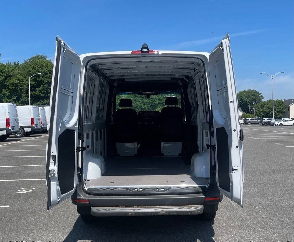 New 2026 Mercedes-Benz Sprinter 2500 image 6