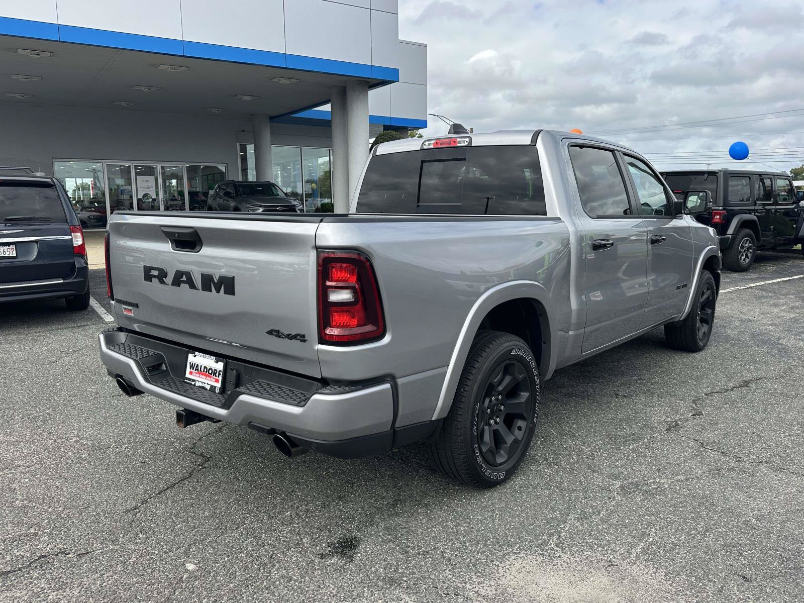 Used 2025 RAM 1500 Big Horn AWD/4WD image 8