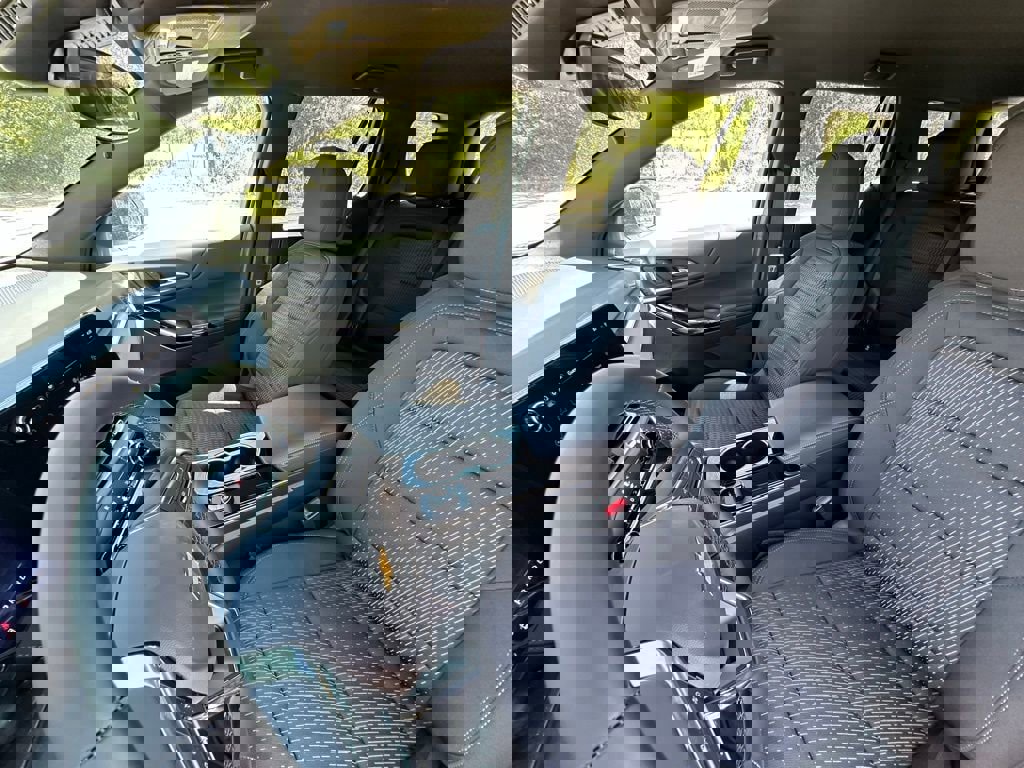 New 2026 Chevrolet Equinox LT AWD/4WD image 28