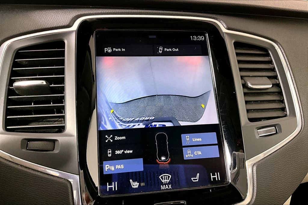 Used 2017 Volvo XC90 T6 Momentum w/ Vision Package image 21