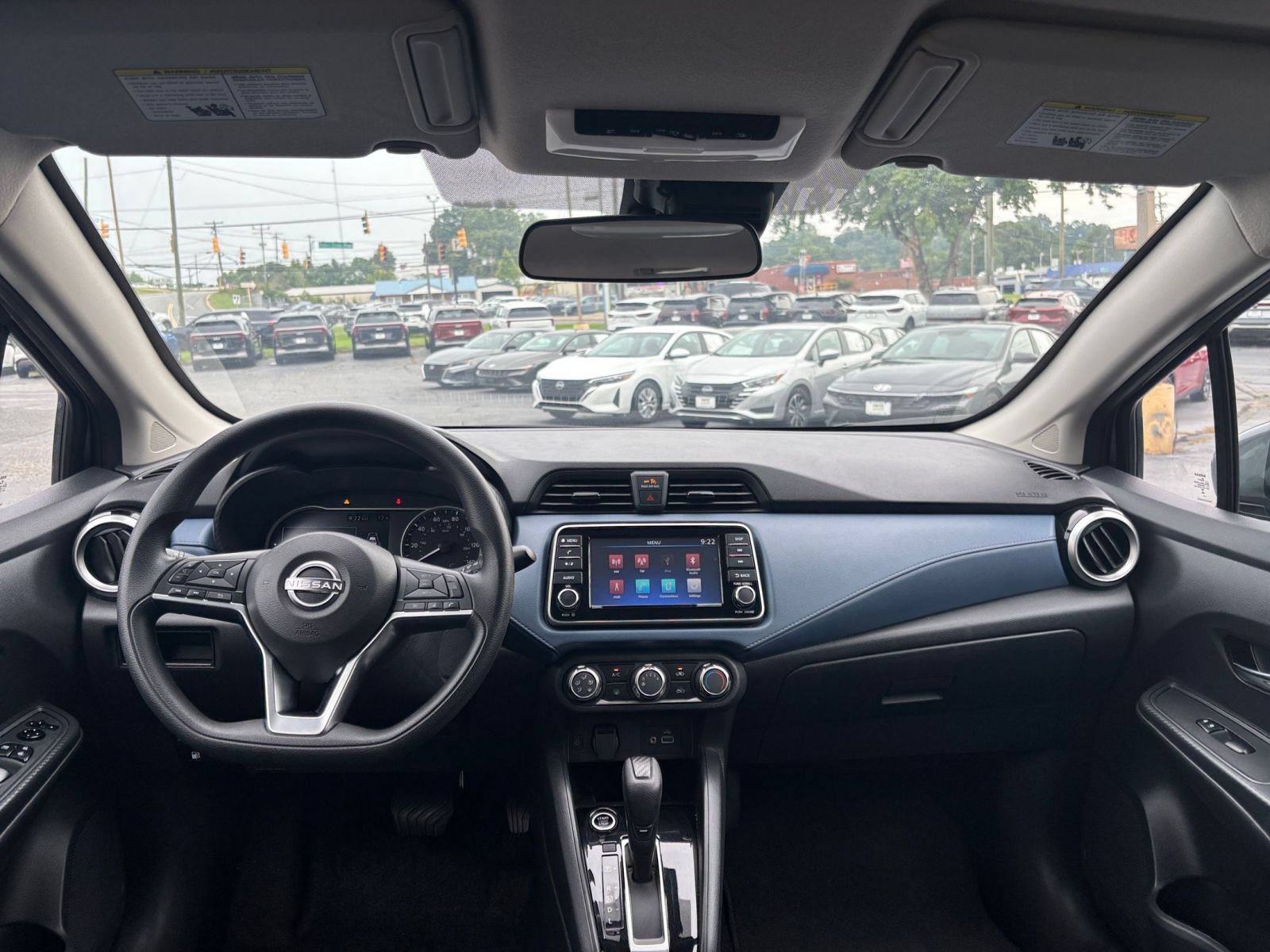 Used 2025 Nissan Versa SV FWD image 28