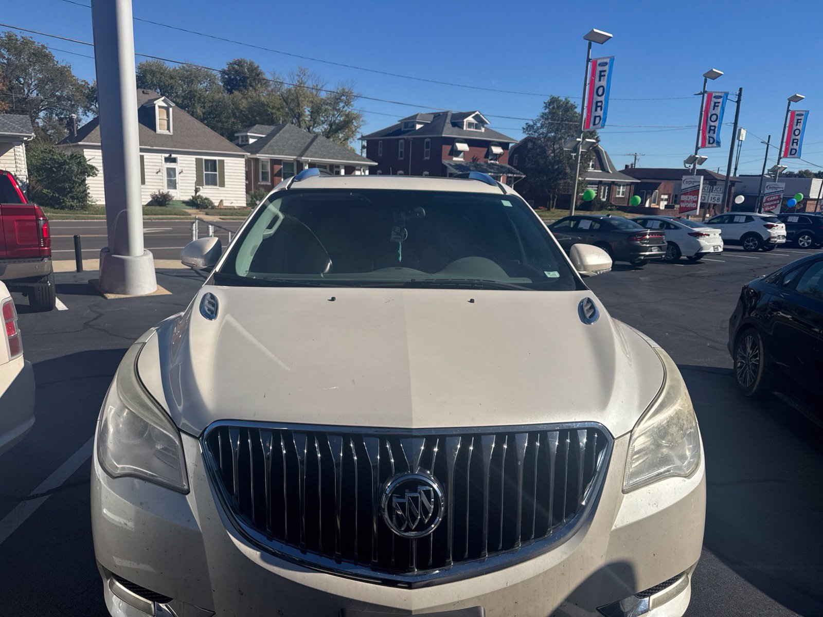 Used 2014 Buick Enclave Leather FWD image 2