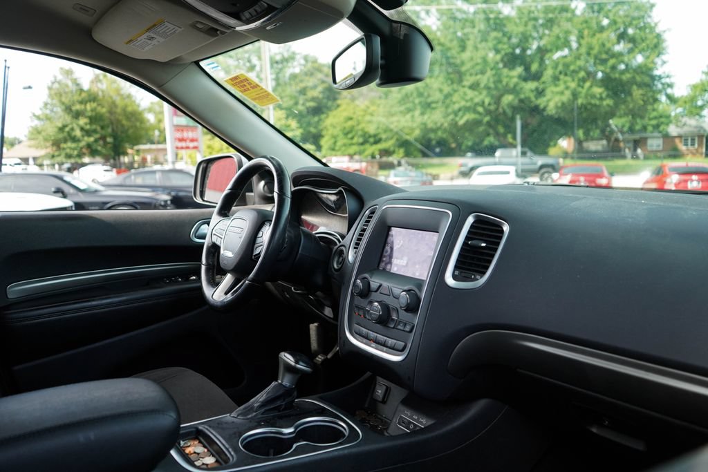 Used 2020 Dodge Durango SXT w/ 3rd Row Seating Group RWD image 14