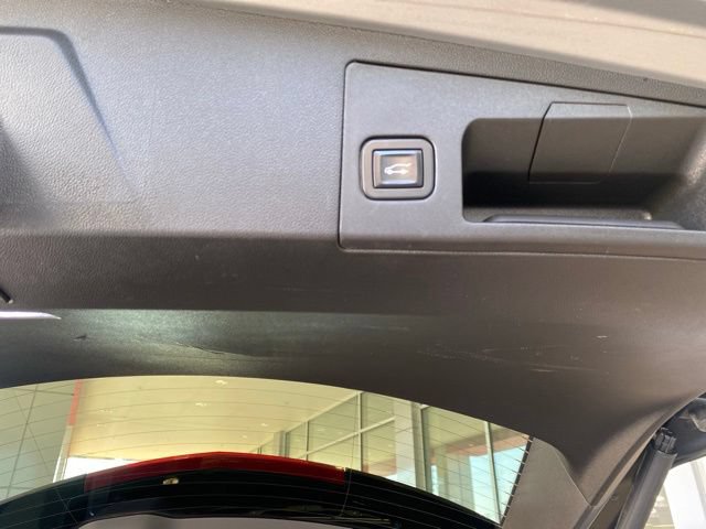Used 2019 Cadillac XT5 Luxury AWD/4WD image 14