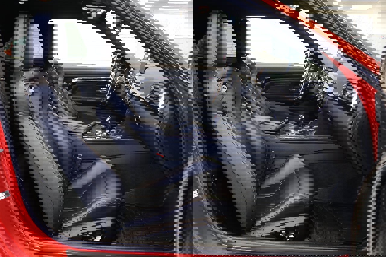 Used 2018 BMW M4 Coupe image 32