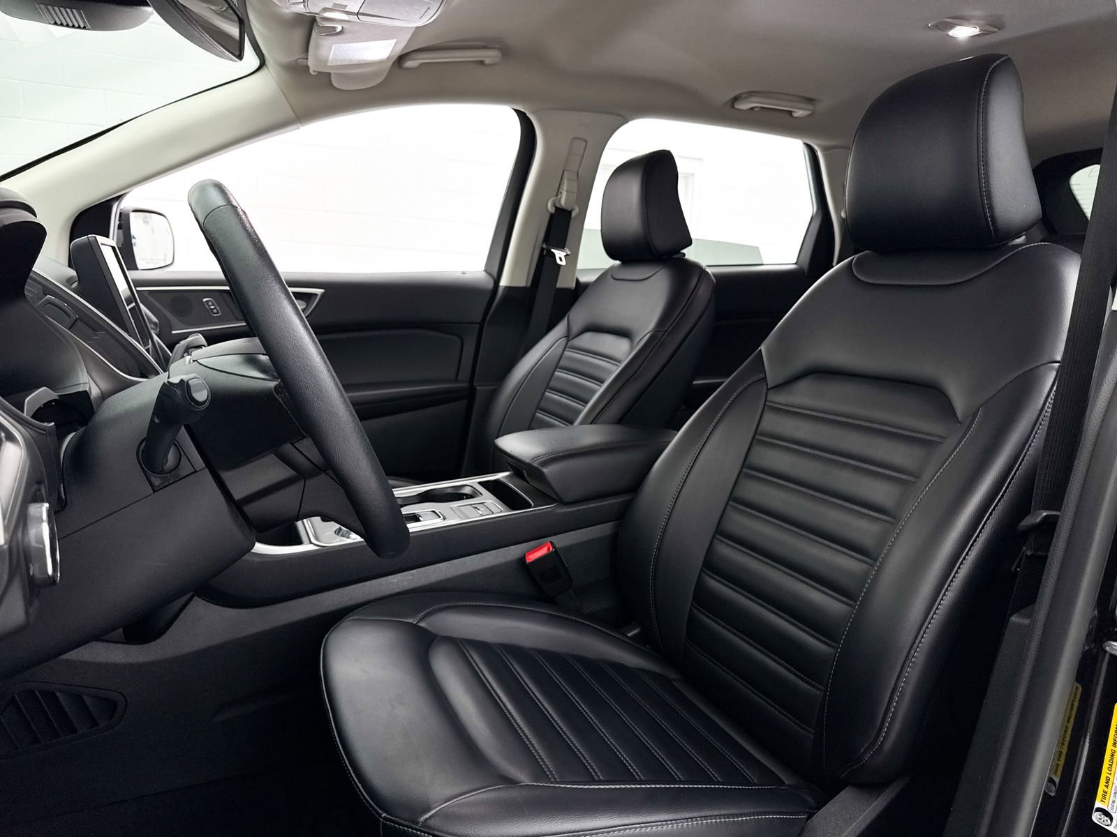 Used 2024 Ford Edge SEL AWD/4WD image 17