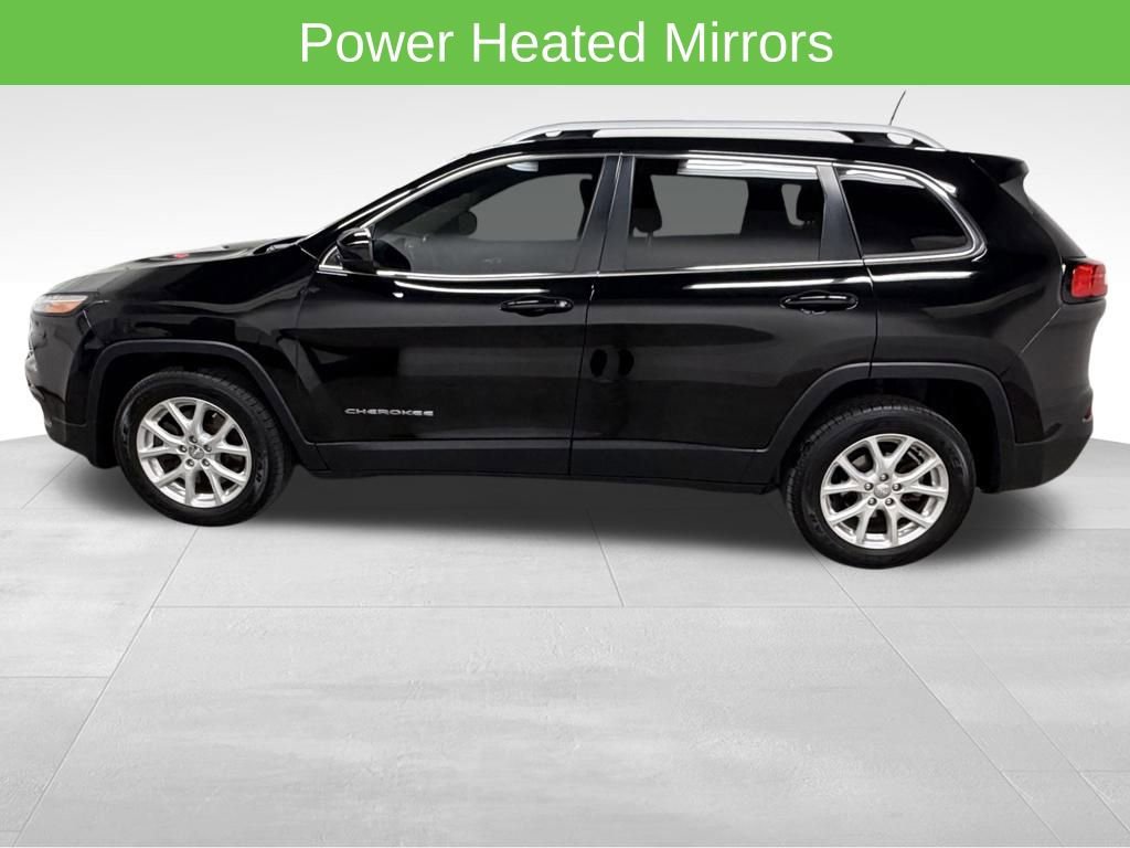 Used 2017 Jeep Cherokee Latitude w/ Cold Weather Group image 8