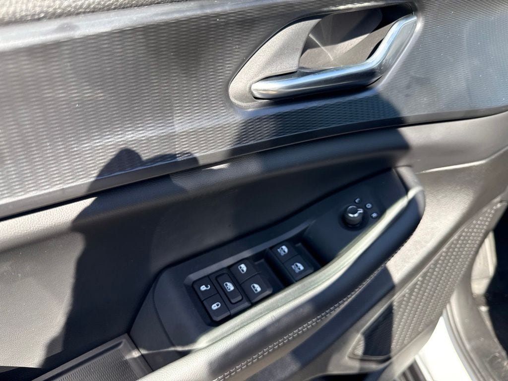 New 2027 Jeep Grand Cherokee Laredo X AWD/4WD image 19