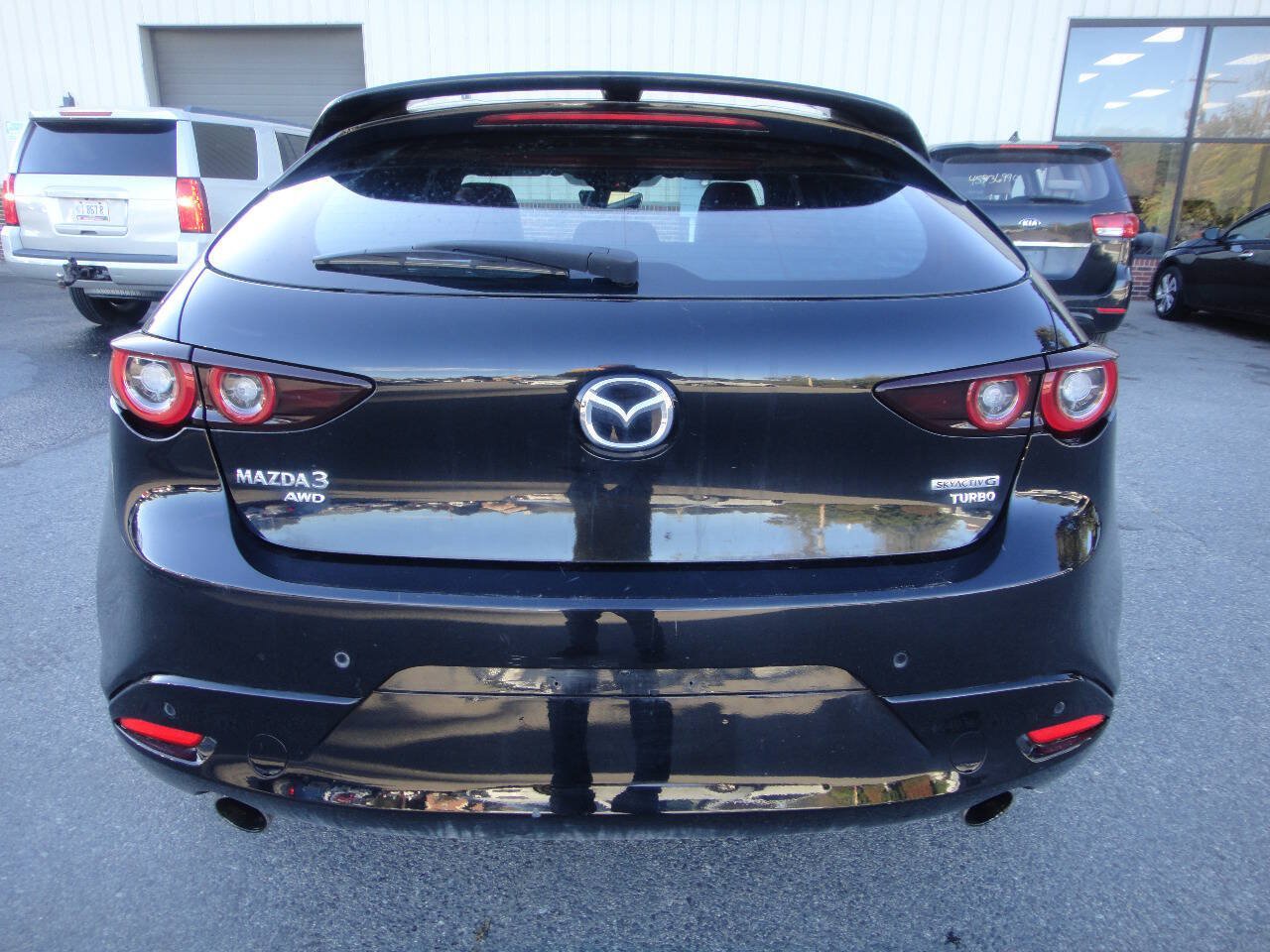 Used 2023 MAZDA MAZDA3 Hatchback w/ Appearance Package AWD/4WD image 5