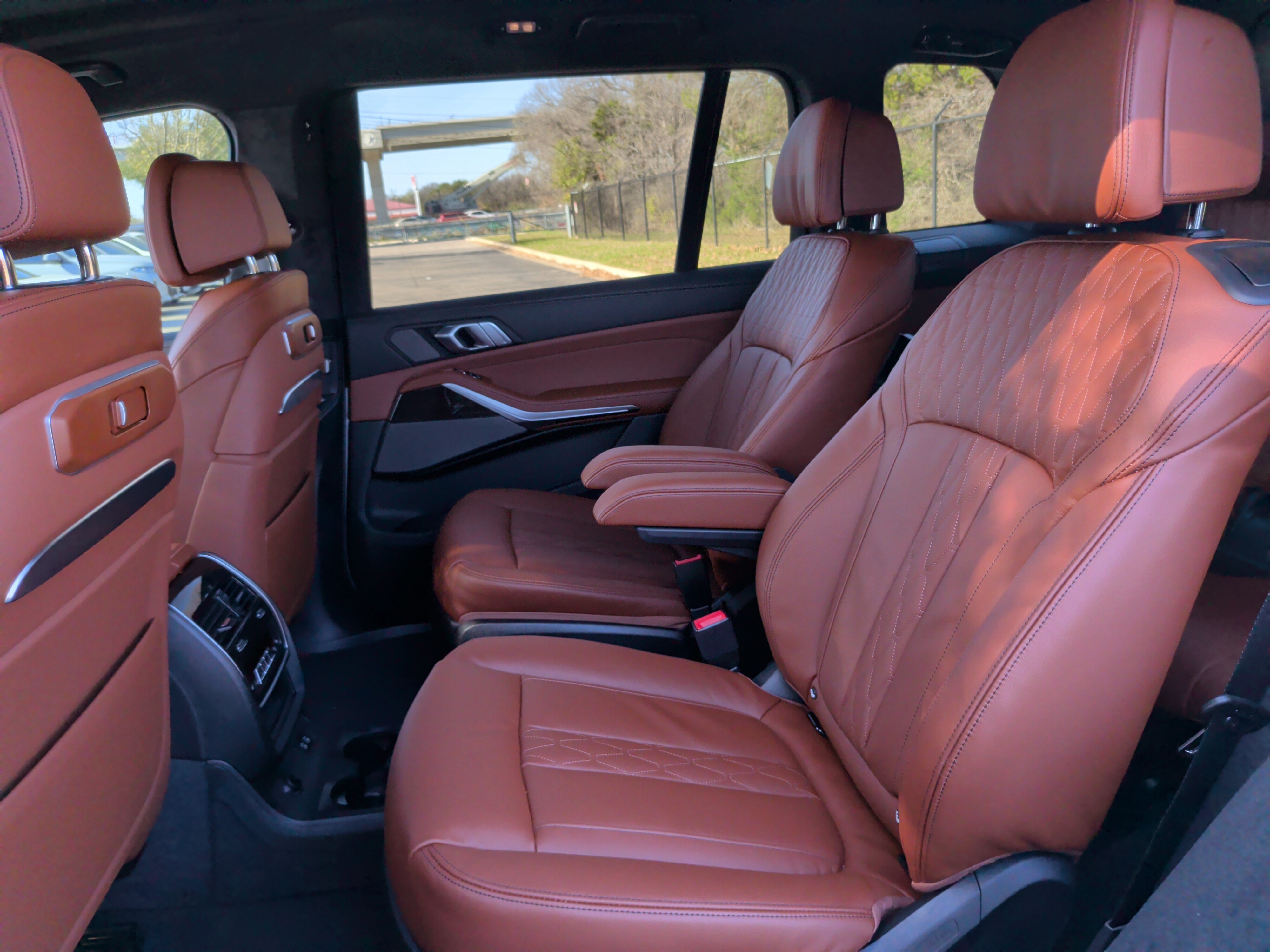 Used 2026 BMW X7 xDrive40i w/ M Sport Package AWD/4WD image 42