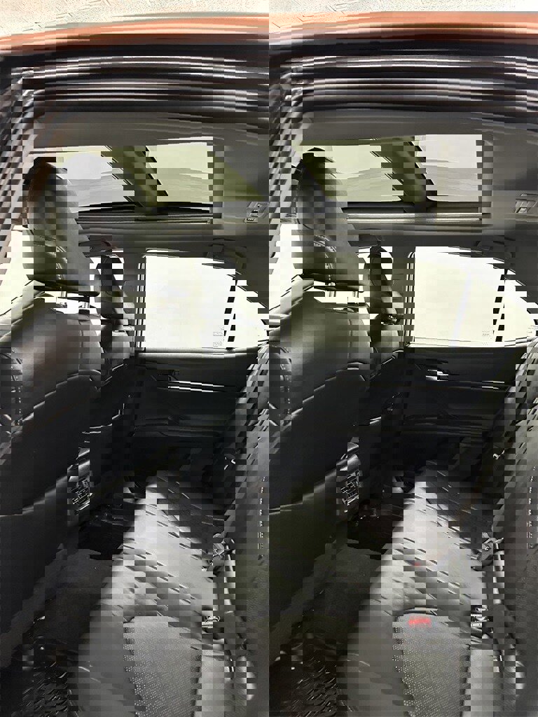 Used 2022 Toyota Camry XSE image 29