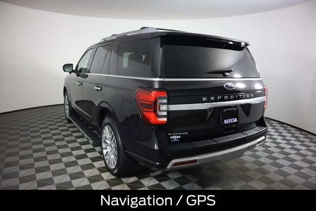 Used 2023 Ford Expedition Platinum AWD/4WD image 6