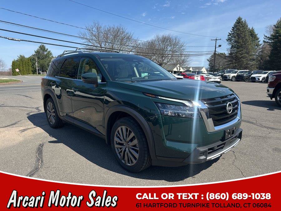 Used 2023 Nissan Pathfinder SL w/ SL Premium Package AWD/4WD image 7
