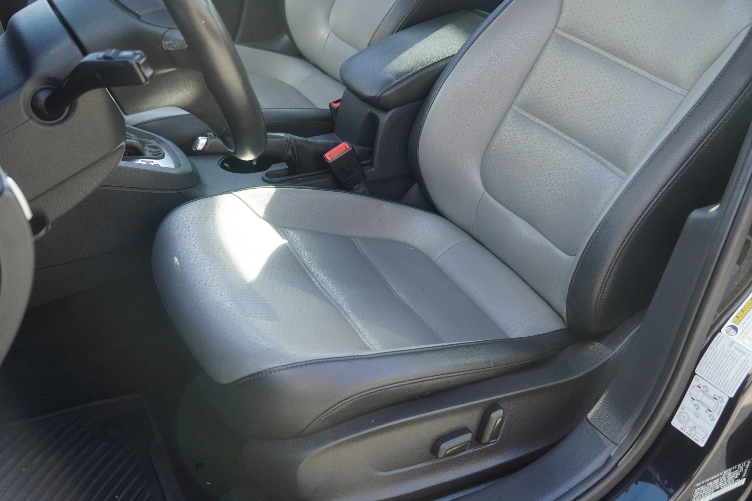 Used 2014 Volkswagen Jetta SEL image 28