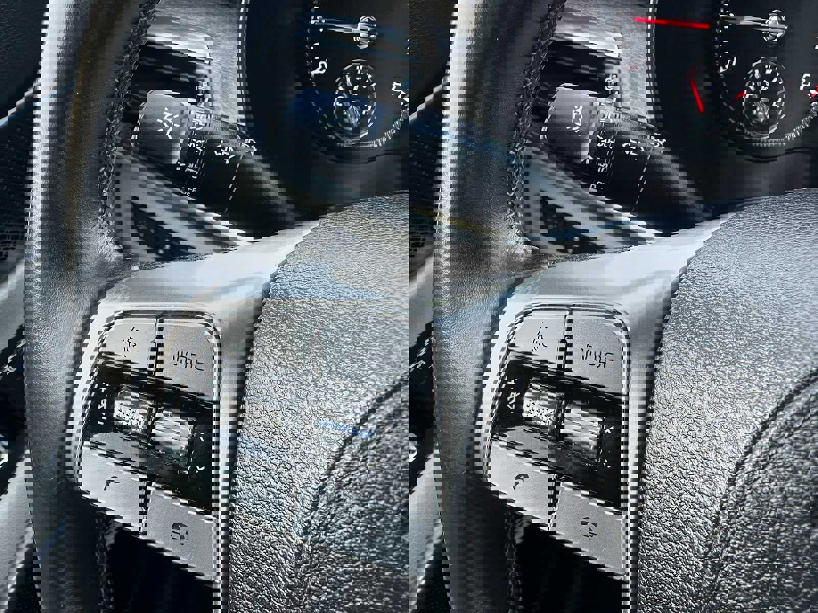 Used 2021 Kia Telluride EX w/ EX Premium Package image 37