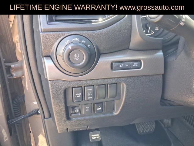 Used 2021 Nissan Titan PRO-4X w/ Pro-4x Convenience Package AWD/4WD image 21