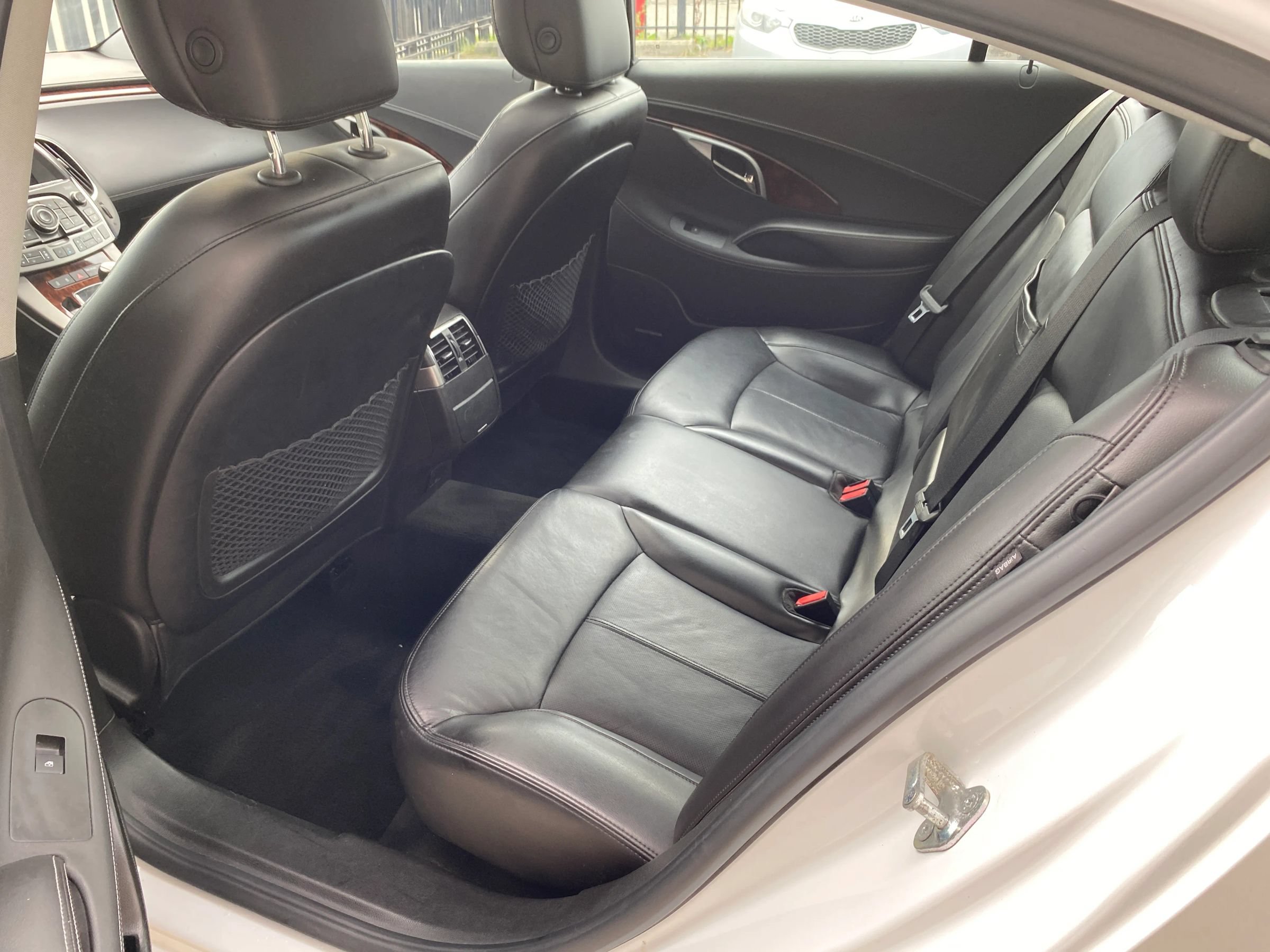 Used 2011 Buick LaCrosse CXS w/ Driver Confidence Package FWD image 9