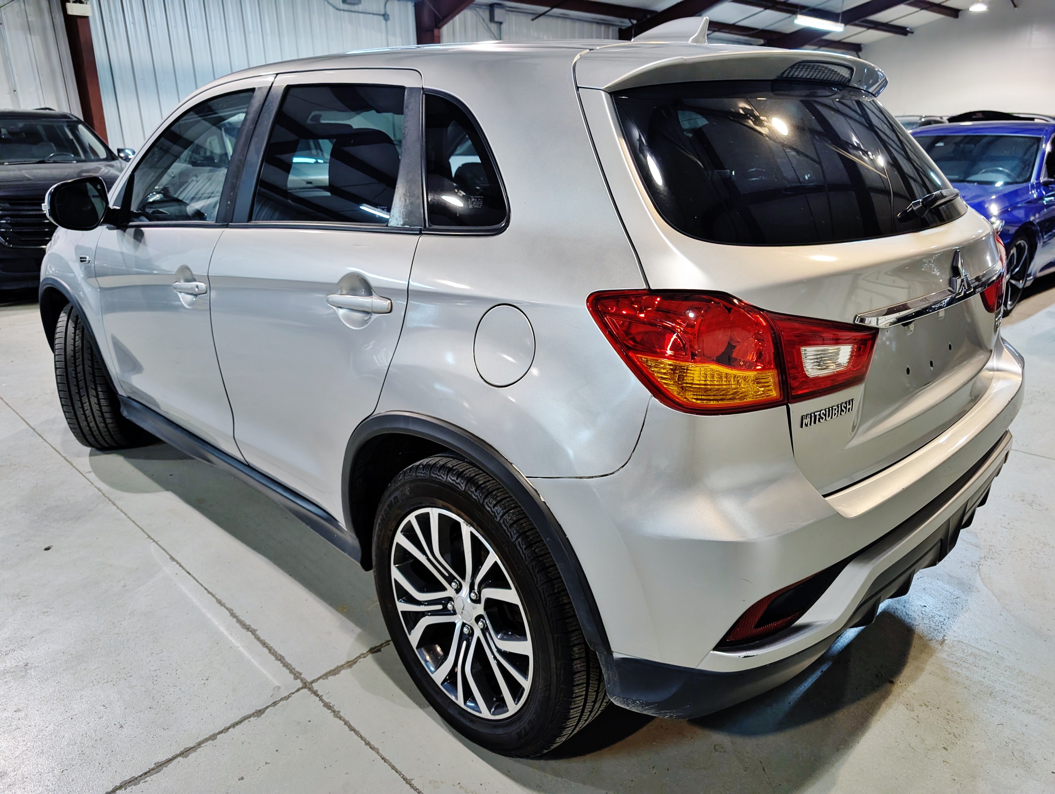 Used 2018 Mitsubishi Outlander Sport ES AWD/4WD image 6