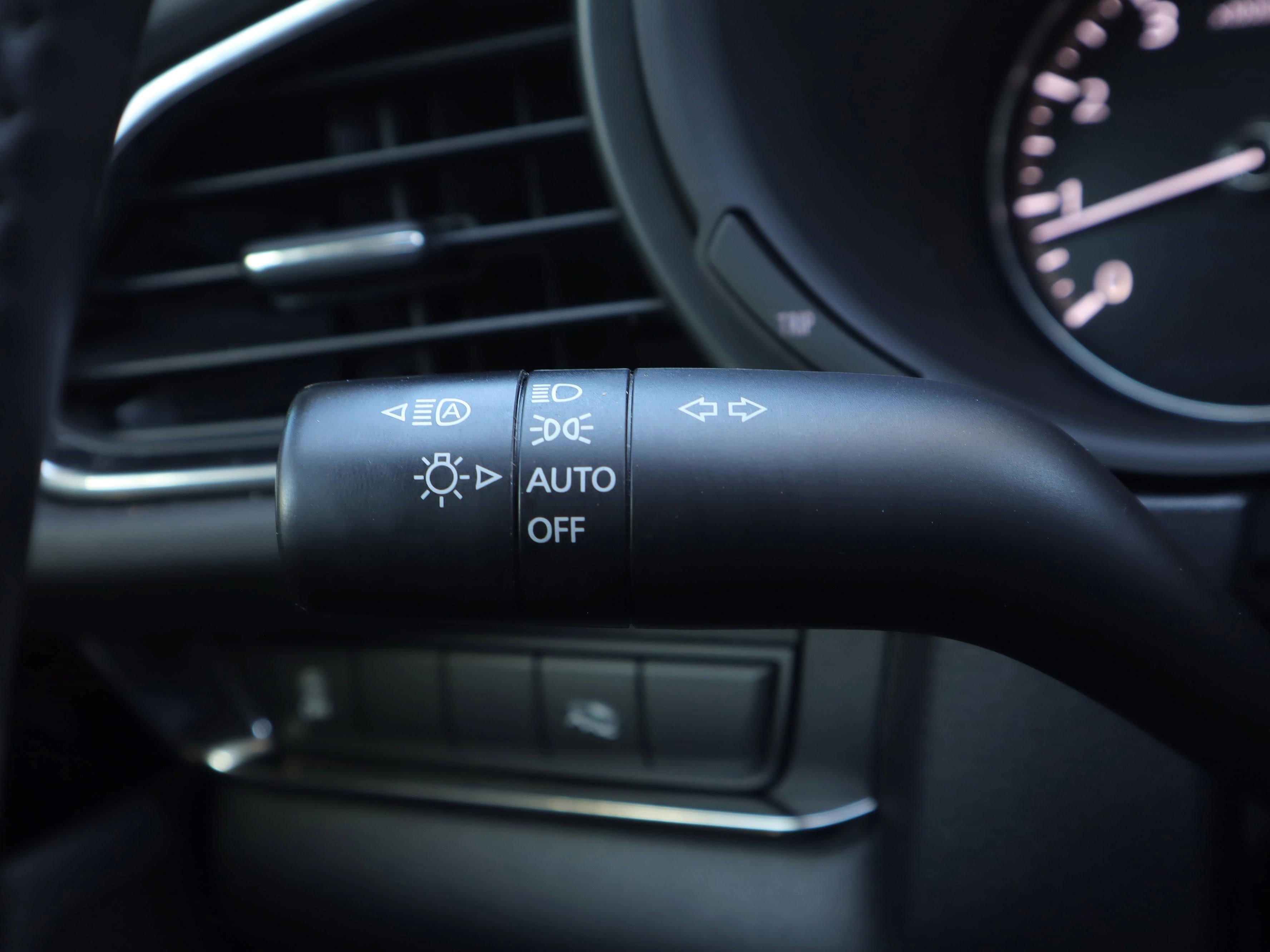 Certified 2021 MAZDA CX-30 2.5 Turbo w/ Premium Package image 19