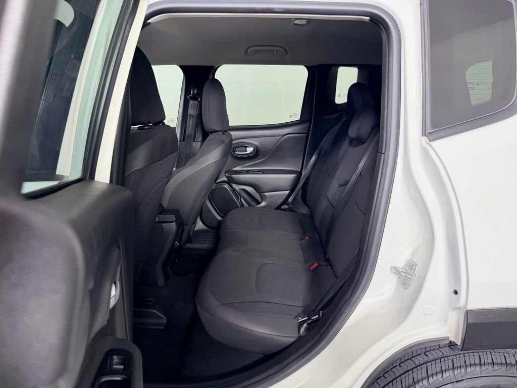 Used 2020 Jeep Renegade Altitude image 28