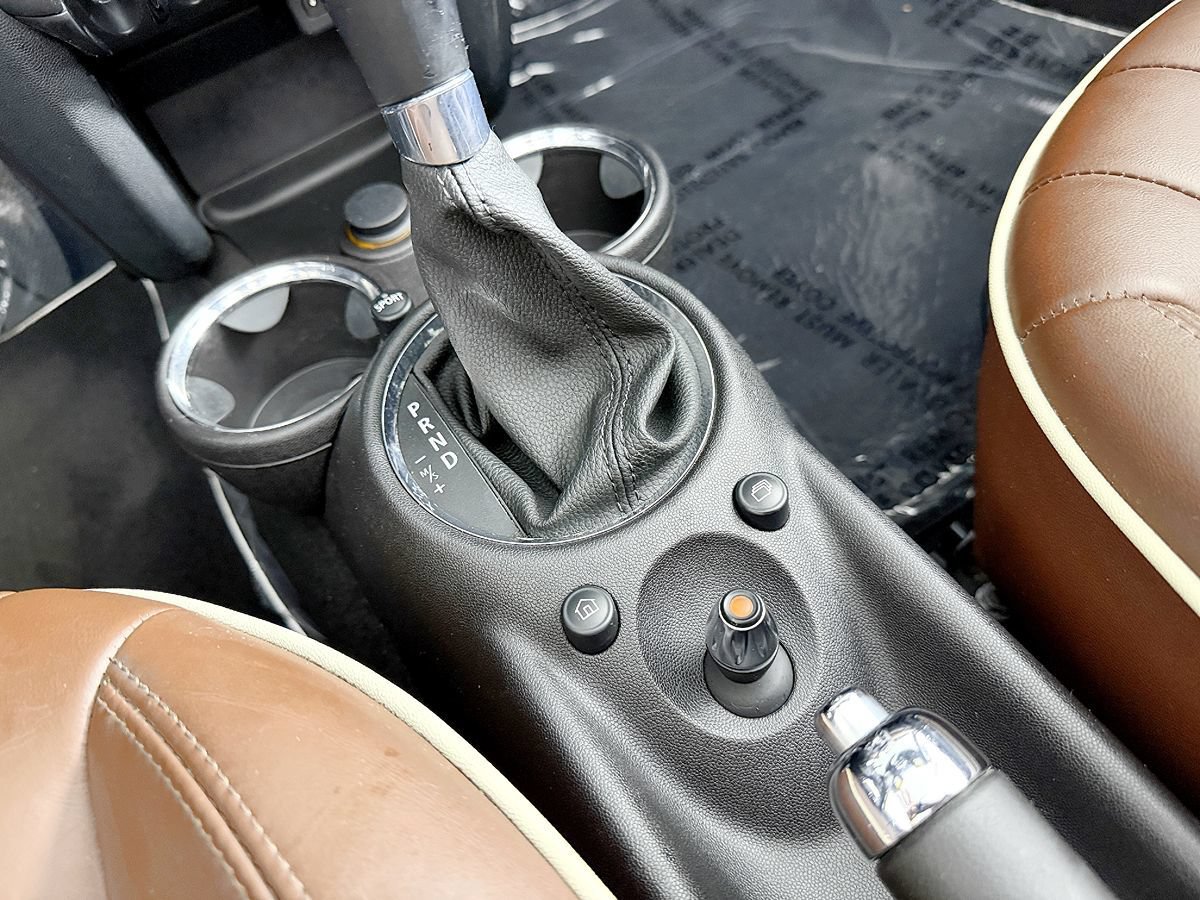 Used 2012 MINI Cooper Convertible FWD image 54