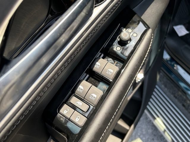 New 2026 Jeep Grand Wagoneer Limited AWD/4WD image 13