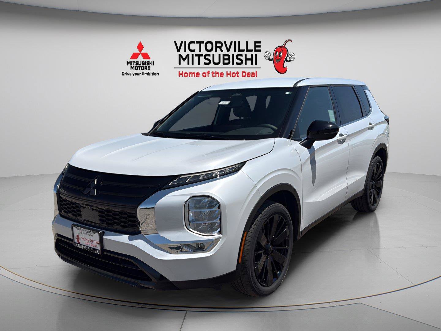 New 2026 Mitsubishi Outlander LE FWD image 3