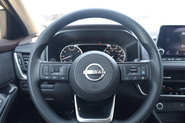Certified 2023 Nissan Rogue SV AWD/4WD image 17