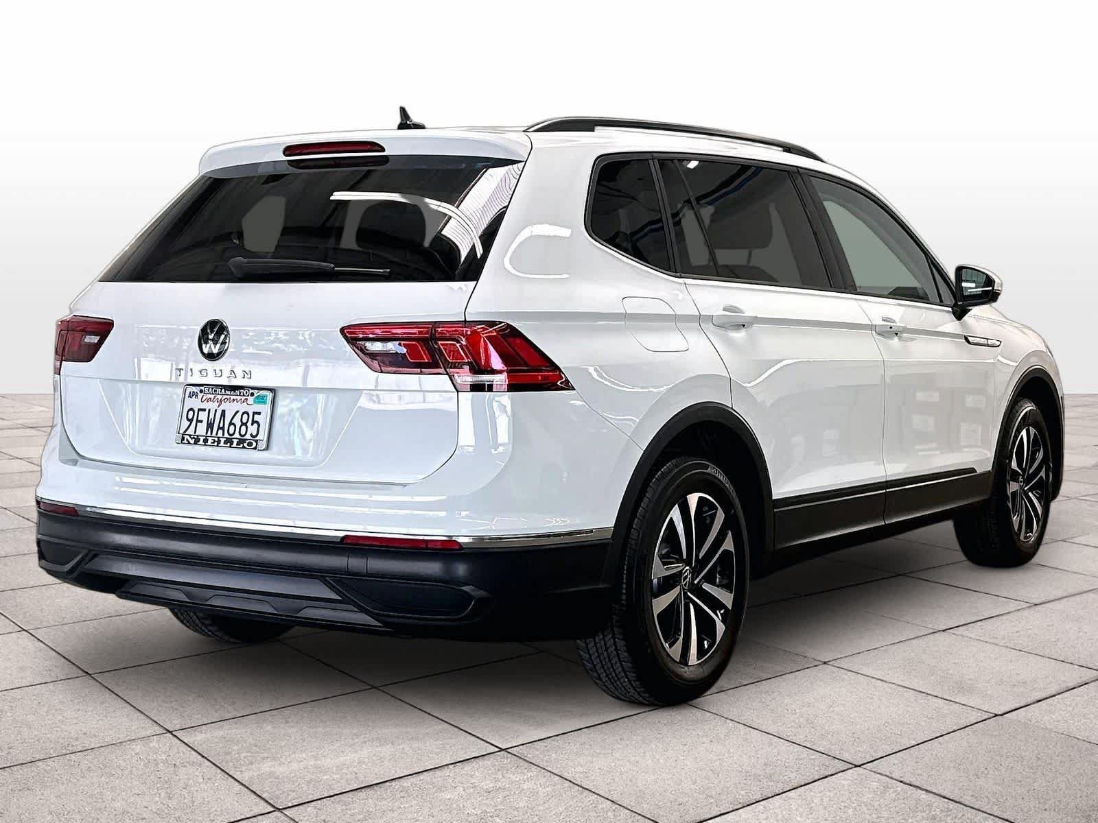 Used 2023 Volkswagen Tiguan S w/ Driver Assistance Package FWD image 9