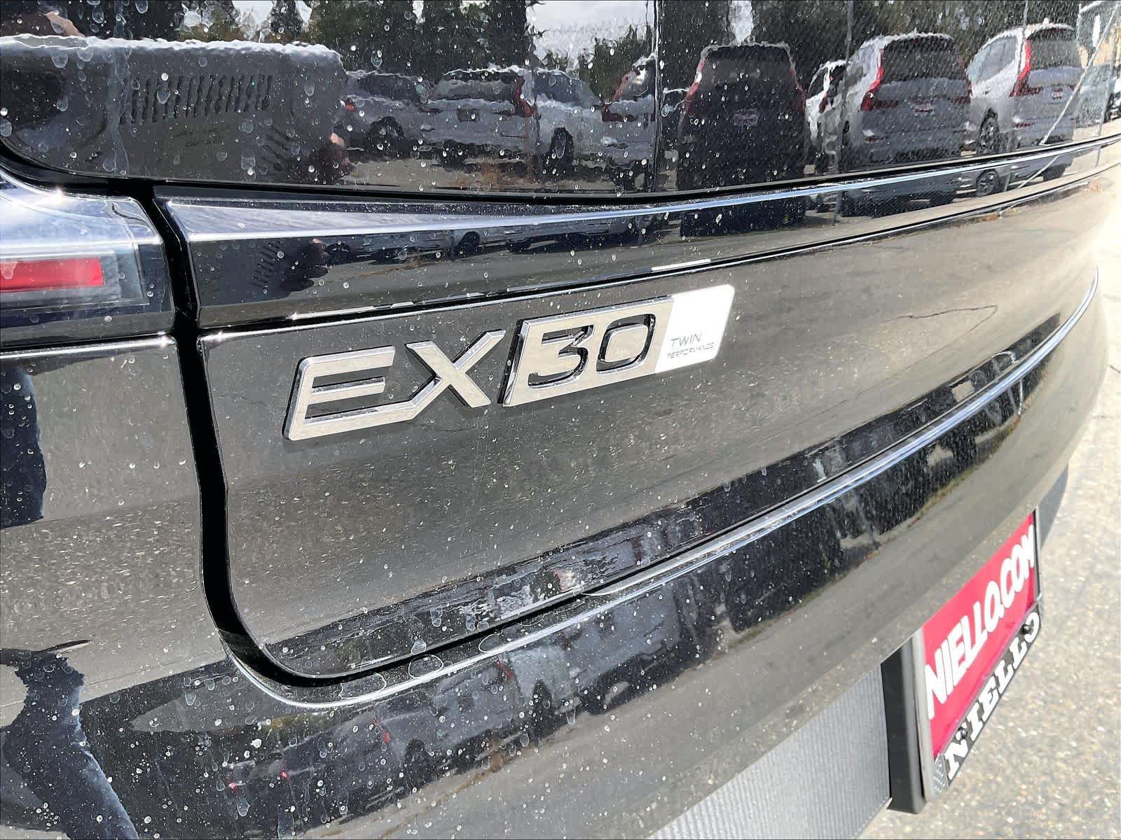 New 2026 Volvo EX30 Ultra w/ Protection Package AWD/4WD image 26