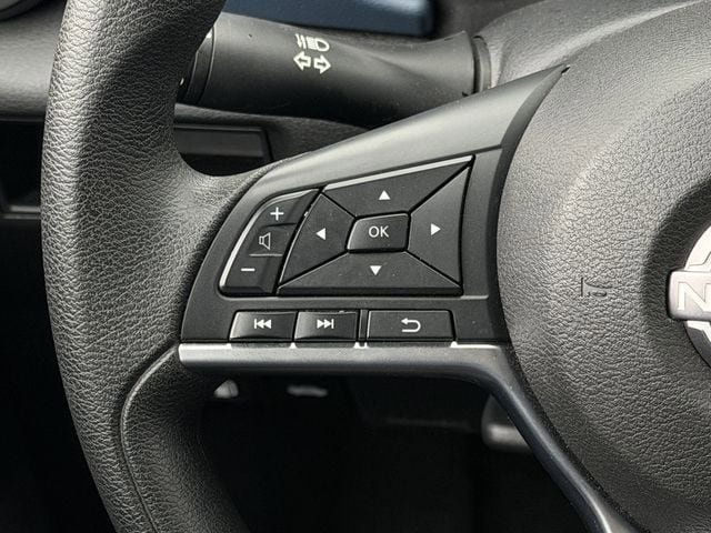 Used 2025 Nissan Versa SV FWD image 26