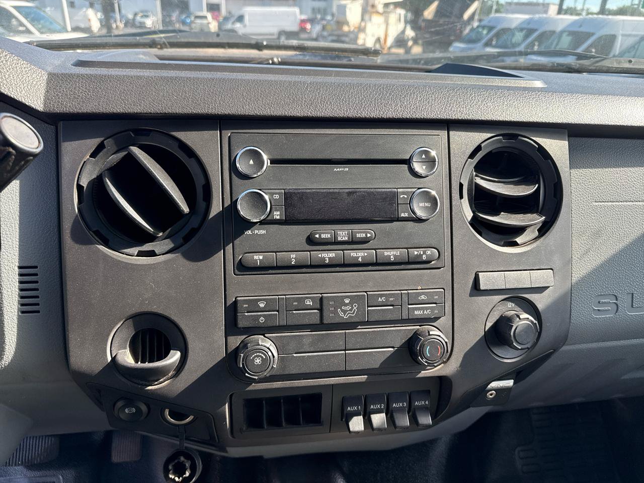 Used 2018 Ford F650 2WD Crew Cab Super Duty image 14