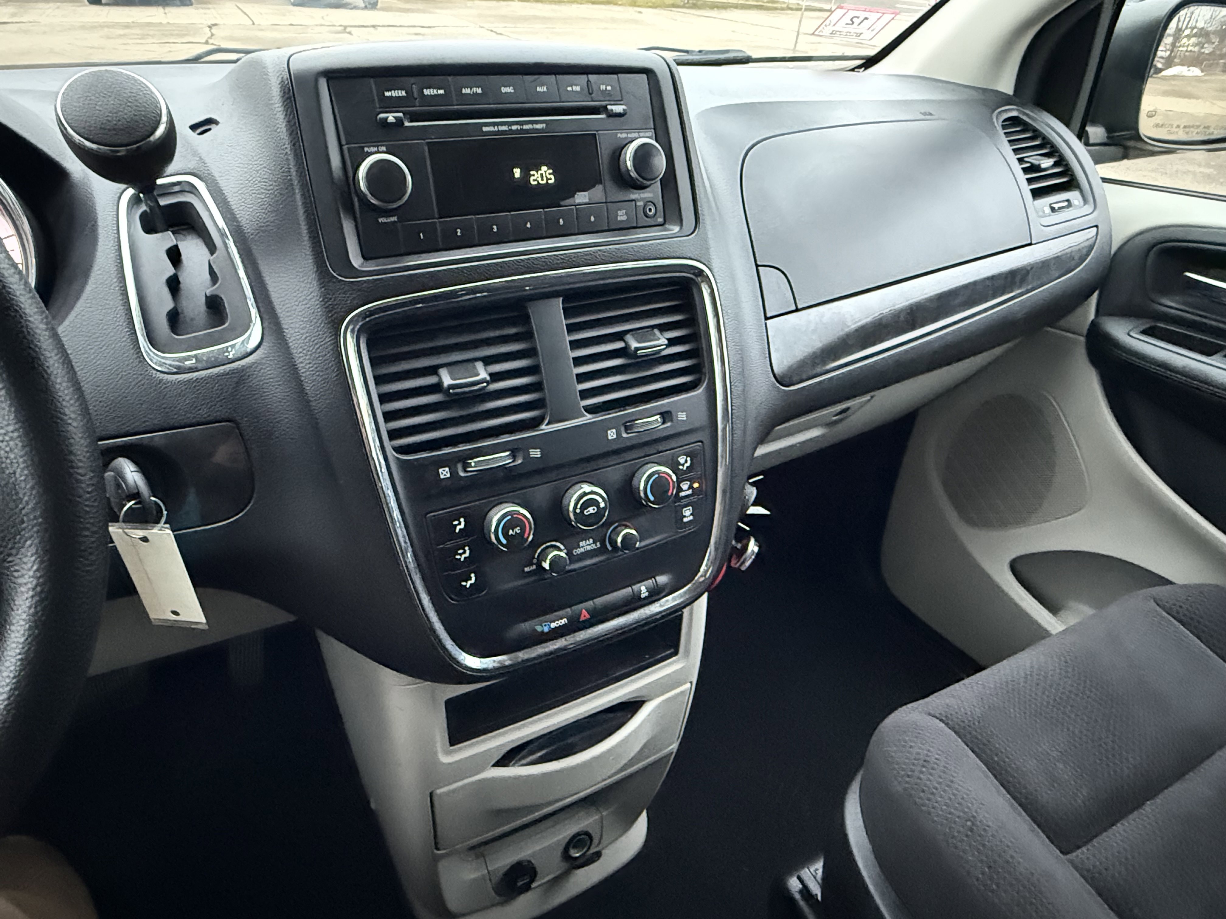 Used 2014 Dodge Grand Caravan SE w/ Quick Order Package 29E SE image 19