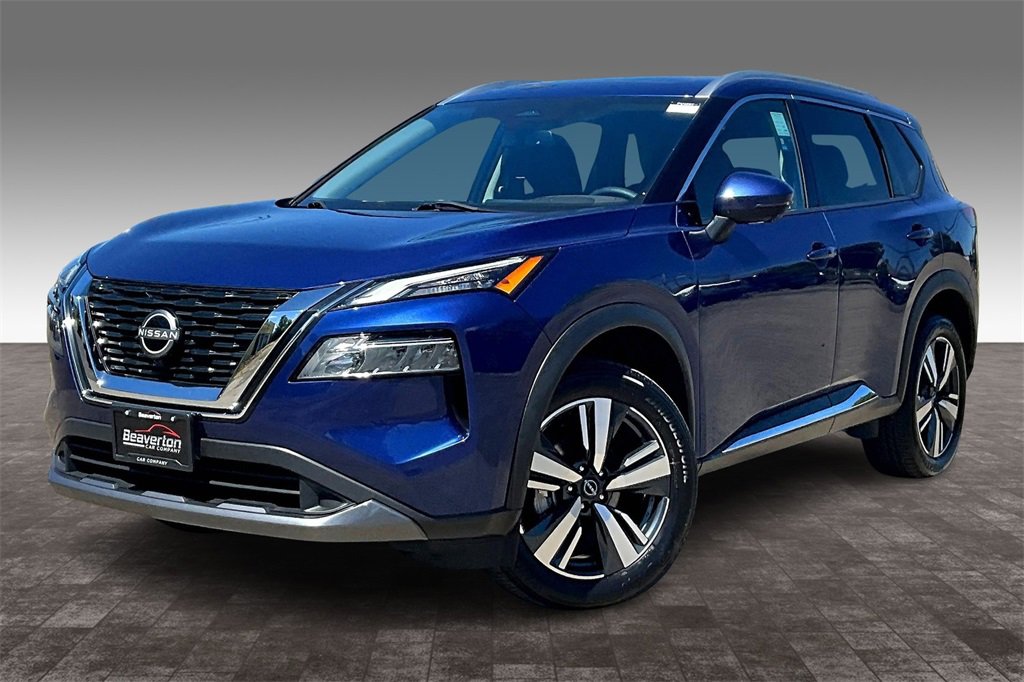 Used 2023 Nissan Rogue SL image 2