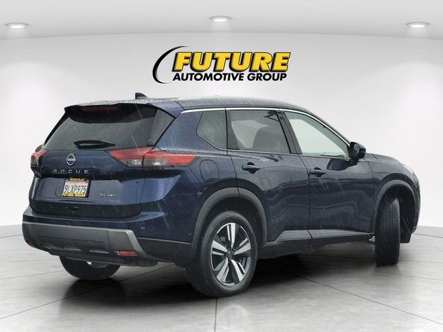Certified 2024 Nissan Rogue SL image 4